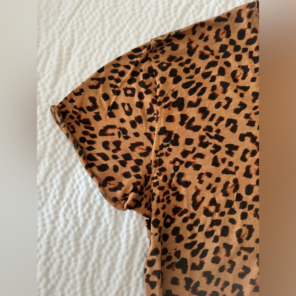 Free People Cheetah Shirt Size Small - Picture 2 of 4